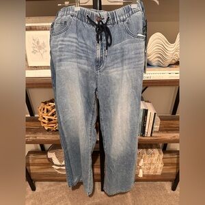 Judy Blue Relaxed Fit Blue Jeans